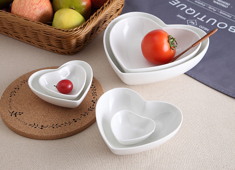 Bát hình trái tim bát gốm sáng tạo bát ăn sáng bát tây bát mì bát bát bắp cải nguyên chất Bộ đồ ăn gia đình Bắc Âu cung cấp đặc biệt đĩa nhựa