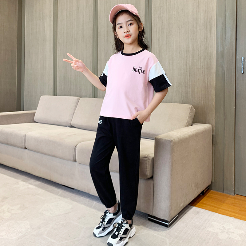 Cô gái Summer Outfit 2020 mới trẻ em thời trang mùa hè thời trang Net Red 12-Year-Old cô gái thể thao hai mảnh.