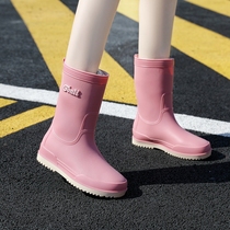 Rain boots for women mid-tube fashionable outer wear waterproof rain boots Japanese high-top one-piece velvet warm non-slip wear-resistant water shoes for women