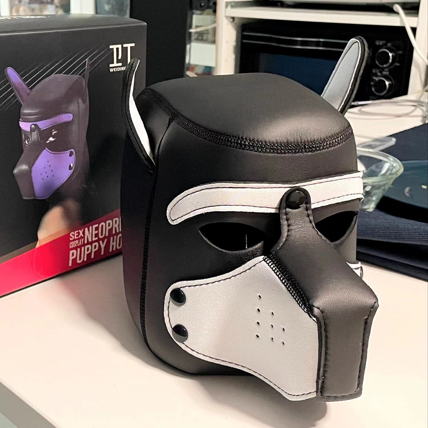 Dog headgear man wearing Halloween full face detachable opening prop man type dog headgear black cosplay gear-Taobao