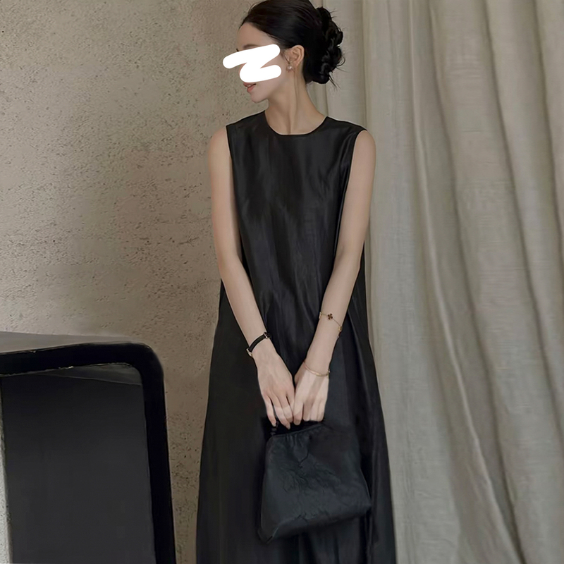 Empress W “Oriental Minimalism” 100% Mulberry Silk Xiangyunsha A-Line Sleeveless Dress Empress W “Oriental Minimalism” 100% Mulberry Silk Xiangyunsha A-Line Sleeveless Dress