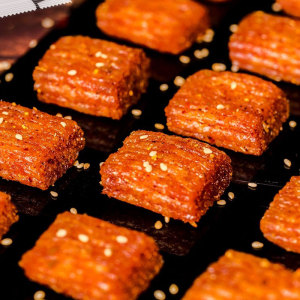 【首单+签到】网红香辣零食大刀肉辣条