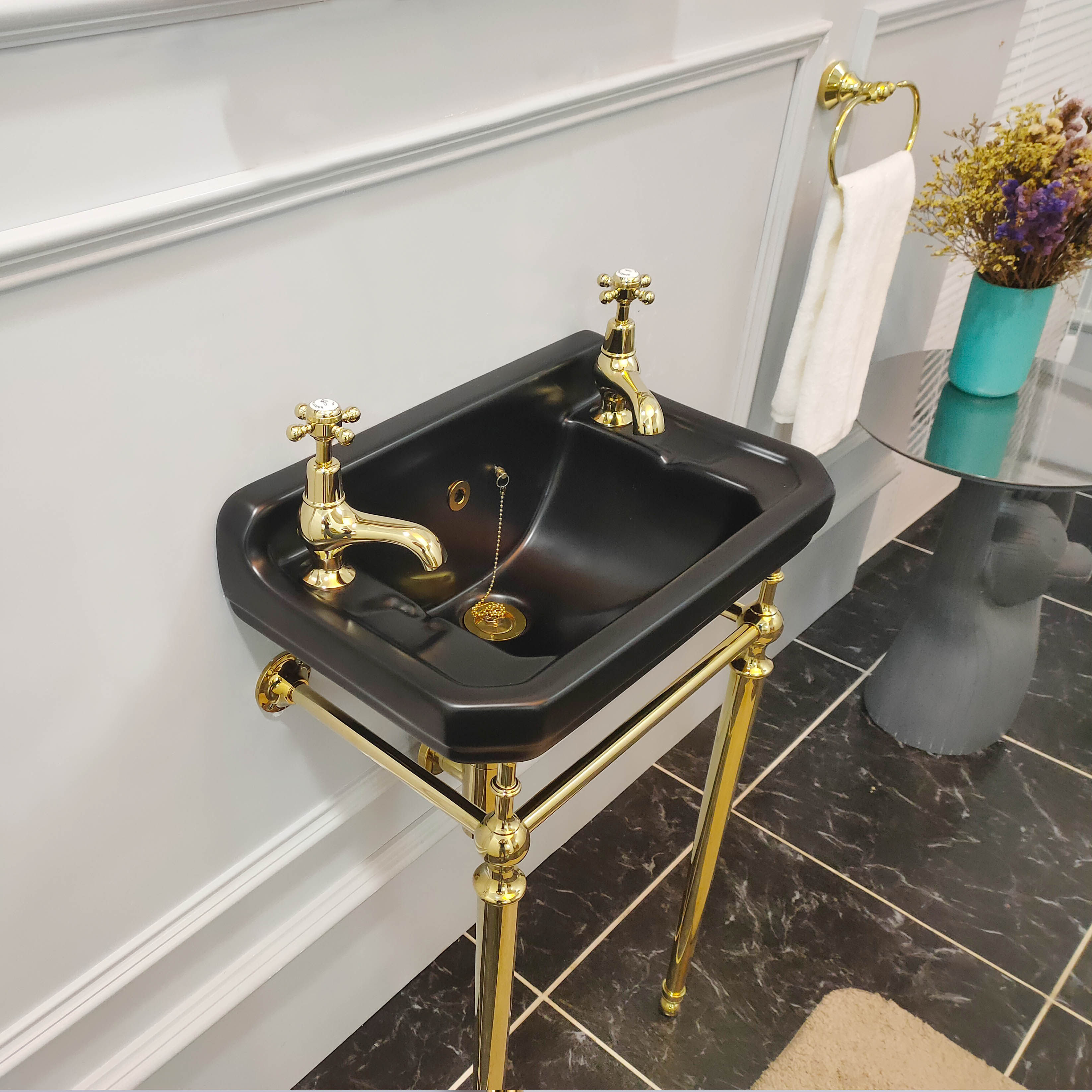 Butterfly ceramic bathroom new ceramic wall-mounted Carlton classical double hole toilet hanging basin British and American retro style