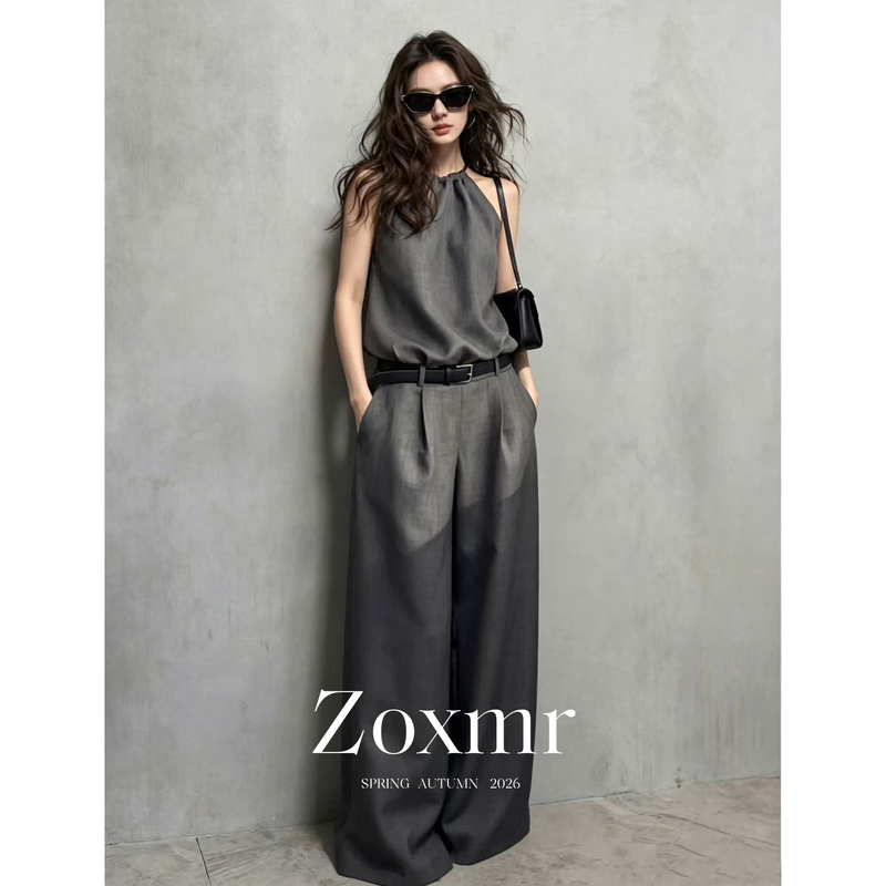 Elegant and Sophisticated Outfit for a Cultured Woman: a Complete Set of Gray Halter Neck Sleeveless Top and Wide-Leg Pants for Work Elegant and Sophisticated Outfit for a Cultured Woman: a Complete Set of Gray Halter Neck Sleeveless Top and Wide-Leg Pants for Work
