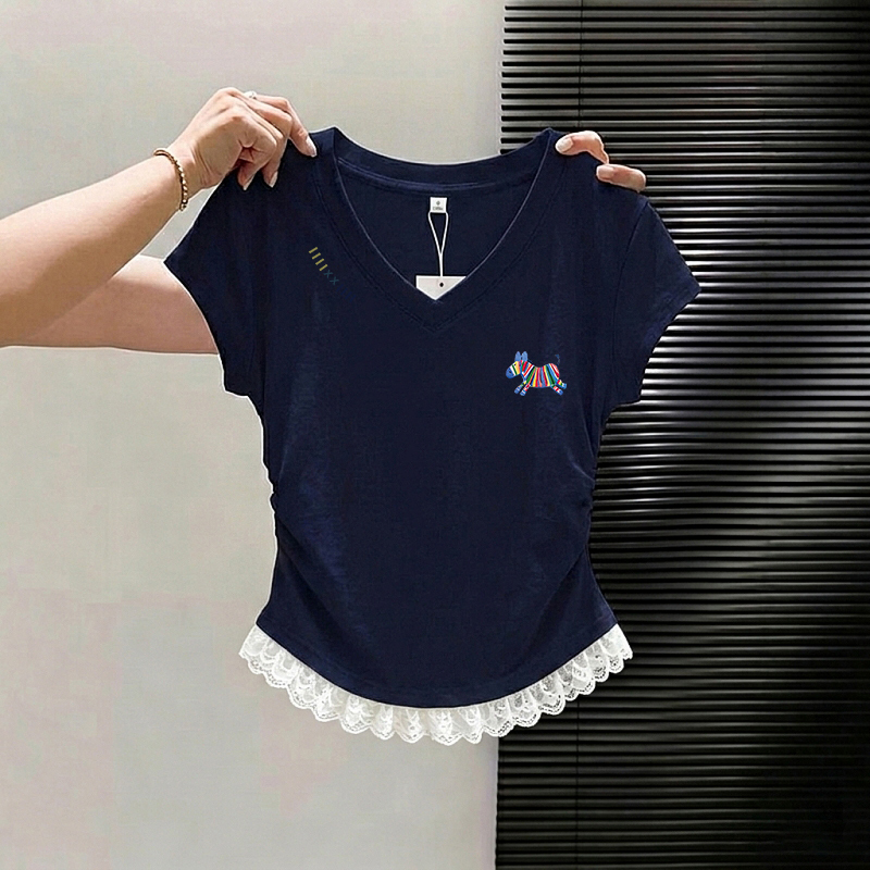 Super Stylish V-Neck Lace-Trimmed Hem Short-Sleeve T-Shirt for Women, Summer Waist-Cinching Ruched Short Top