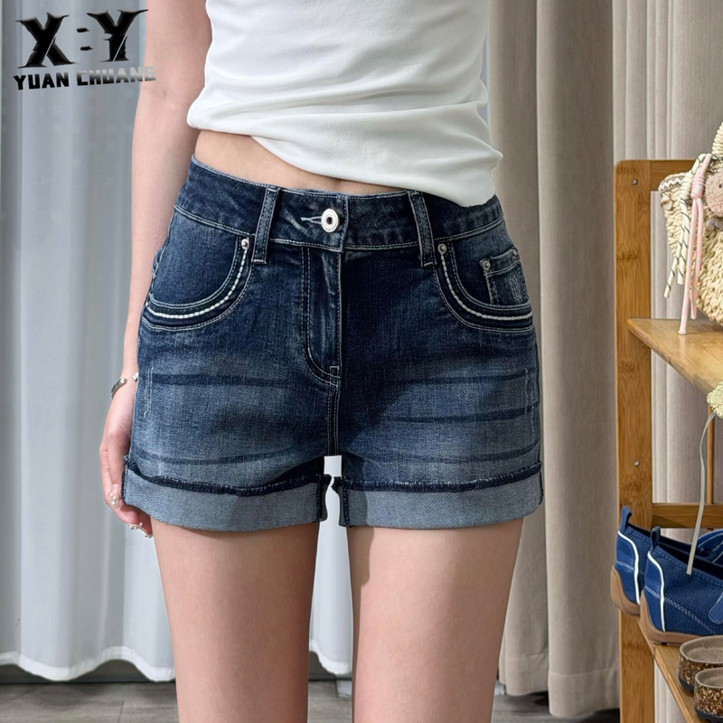 American Retro Low-Waist Denim Shorts for Women 2026 Summer New Versatile Slim-Fit Rolled-Edge Hot Girl Shorts
