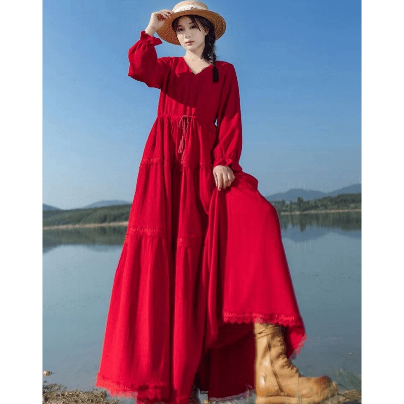 Travel Red Long-Sleeved Dress for Women, Autumn Ethnic Style V-Neck Lace Trim Drawstring Slimming Long Skirt with a Large Hem