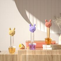 Childrens baby medicine feeder with dropper and nipple type for feeding medicine and preventing choking and drinking water