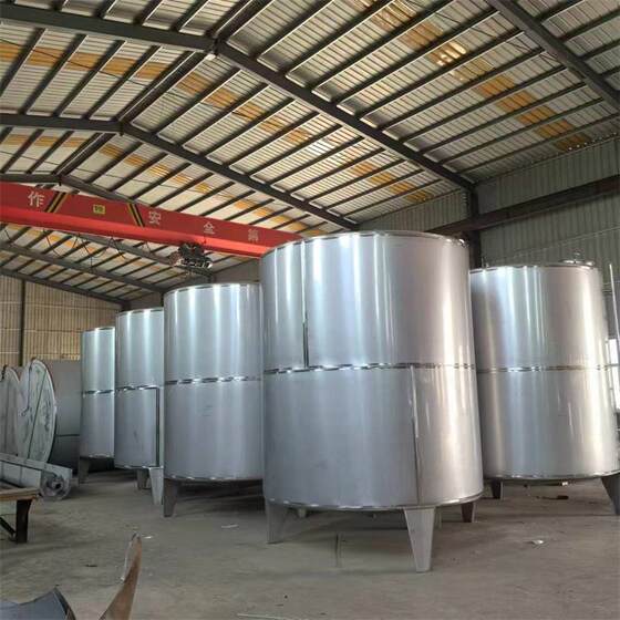 出售不锈钢储存罐 移动式密封防漏不锈钢食用油液体储罐 奶仓储罐