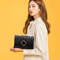Trendy womens bag fashionable and personalized square buckle pleated bag single shoulder crossbody small square bag
