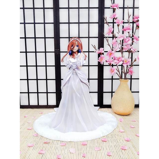 Five-Quarter Flower Wedding Nakano Erino Sanjiu Figure Desk School Uniform Beautiful Girl Two-Dimensional Peripheral Car Chassis