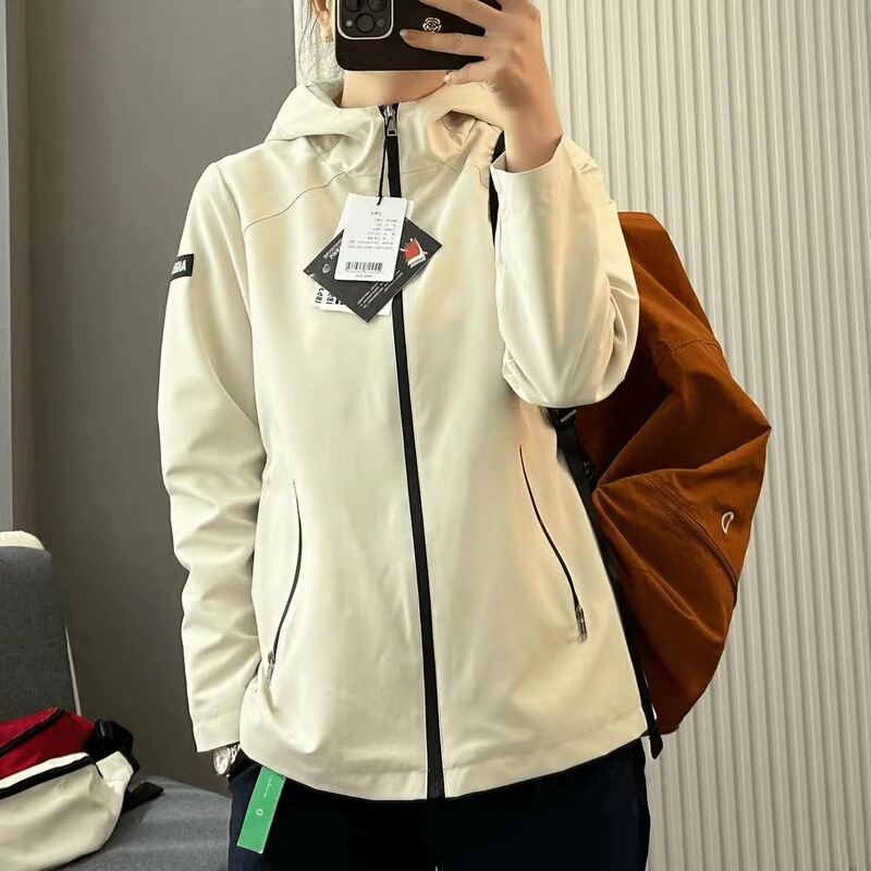 Off-Season High-Quality Goods~ Aijia Standard Model 1073 Hooded Three-Proof Jacket, Spring and Autumn Casual Versatile Top Off-Season High-Quality Goods~ Aijia Standard Model 1073 Hooded Three-Proof Jacket, Spring and Autumn Casual Versatile Top