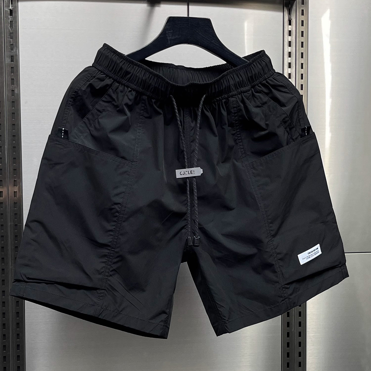Комбинезоны мужские 2025 летние тонкие повседневные брюки Harlan с широкими штанинами в пяти точках, красивые спортивные шорты Ruffian high street, быстросохнущие спортивные шорты, брюки