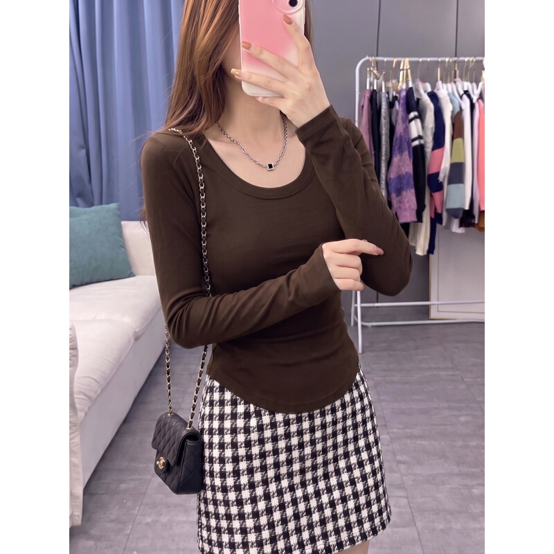 Coffee-Colored U-Neck Long-Sleeved Bottoming Shirt for Women 2026 New Early Autum Slim Fit Curved Hem Design Short Top Coffee-Colored U-Neck Long-Sleeved Bottoming Shirt for Women 2026 New Early Autum Slim Fit Curved Hem Design Short Top