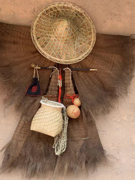 Straw Raincoat Bamboo Hat Retro Creative Wall Pendant Bar Restaurant Barbecue Hot Pot Restaurant Wall Surface Decoration Restaurant