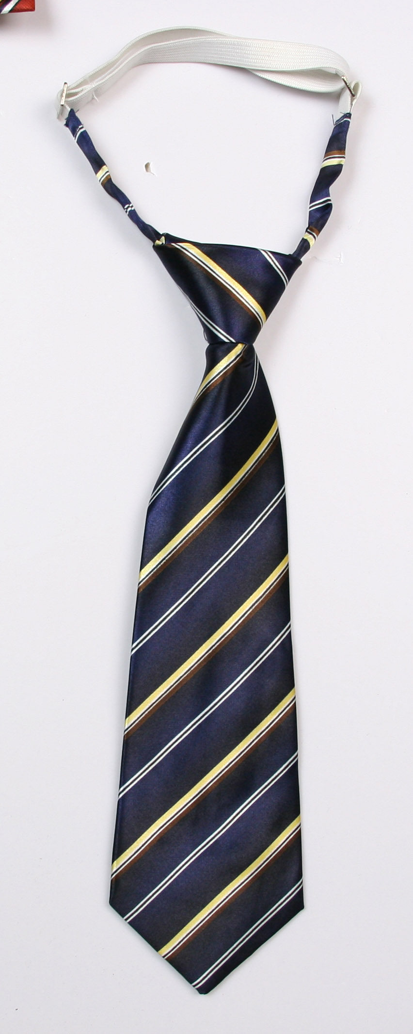 The Eaton Guild children hide the yellow tie 09D113