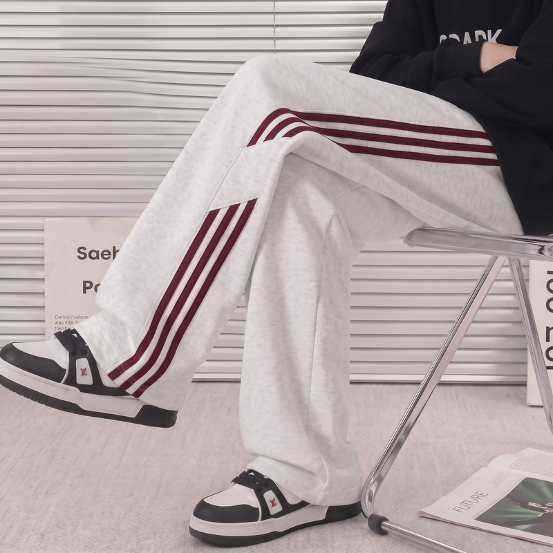 Wassup American-Style Three-Stripe Sweatpants for Men, Autumn Trendy Brand Wide-Leg Sports Pants, High-End Versatile Straight-Leg Casual Pants Wassup American-Style Three-Stripe Sweatpants for Men, Autumn Trendy Brand Wide-Leg Sports Pants, High-End Versatile Straight-Leg Casual Pants