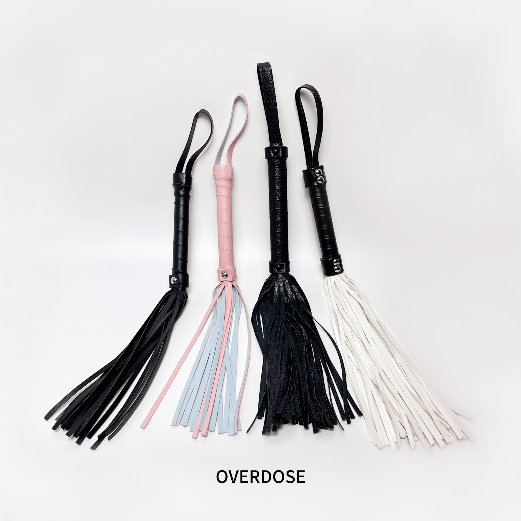 SP Tools Loose Whip Subculture Small Leather Whip Small Circle Practice Tool Macaron Pink Black Penalizing Girlfriend Whip-Taobao