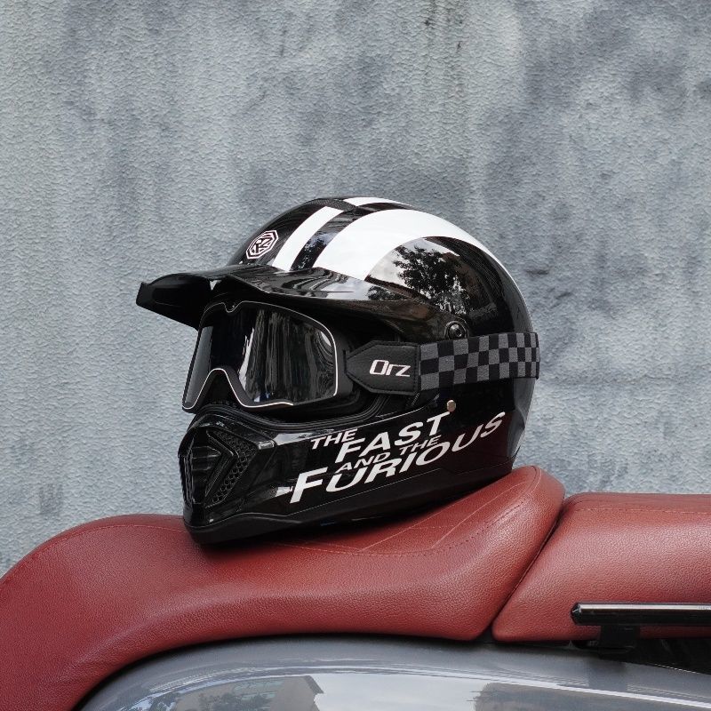 Orz Retro Motorcycle Full-Face Helmet Harley Cruiser Motorcycle Helmet for Men and Women, All-Season, with Bluetooth Slot, Personalized Visor, Scooter