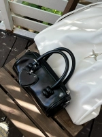 Черный (Отправьте любовную кулон)