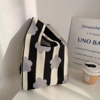 Вертикальная полоса-черная