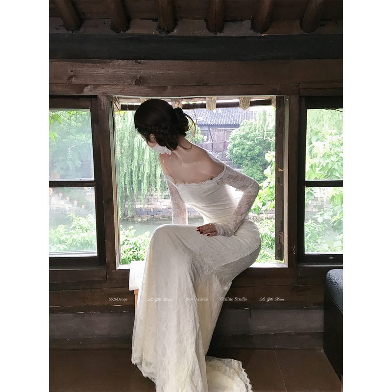 Liu Zhixian [Misty Shore Flowers] French-Style Gentle and Elegant Dress, Off-Shoulder White Lace Long Dress for Women