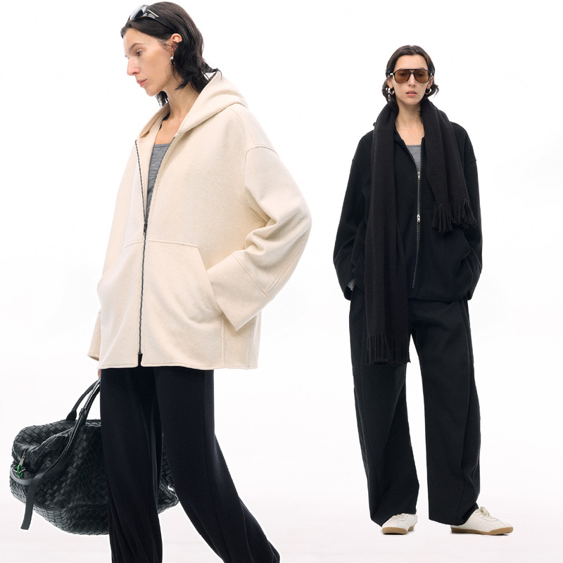 Issiofficial*Airy Lightweight Wool-Like Hooded Loose Sweatshirt