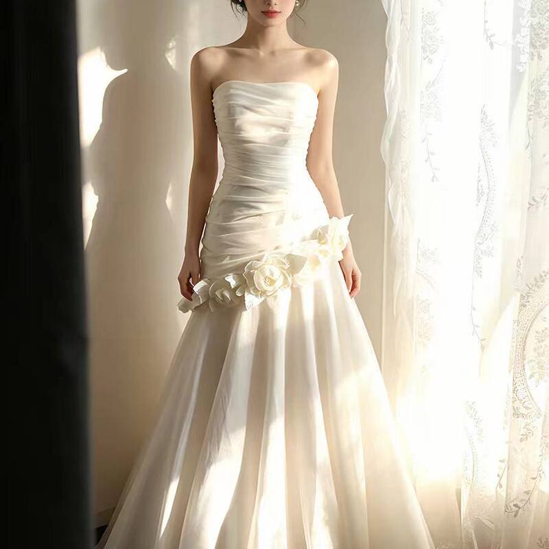 White Strapless Light Wedding Dress 2026 New Style for Marriage Registration, Floral Niche Engagement Dress, Morning Gown for Bride White Strapless Light Wedding Dress 2026 New Style for Marriage Registration, Floral Niche Engagement Dress, Morning Gown for Bride