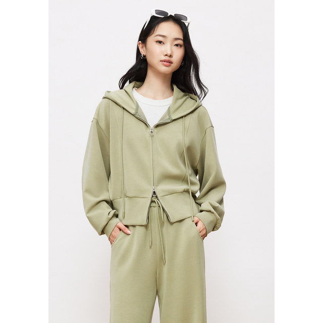 BasicHouse/Baijiahao Fashion Sports Suit 2024 Spring Short Casual Sweater Pants Set two-piece