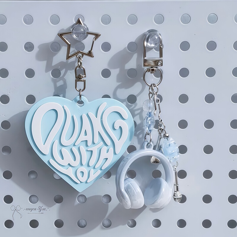 Heartbeat with You Music Earphone Set, Instagram-Style Creative Musical Note Keychain, Creative High-Value Bag Pendant
