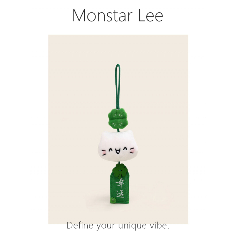Monstar Lee Kitten Green Lucky Four-Leaf Clover Amulet Backpack Pendant Keychain Car Decoration Gift