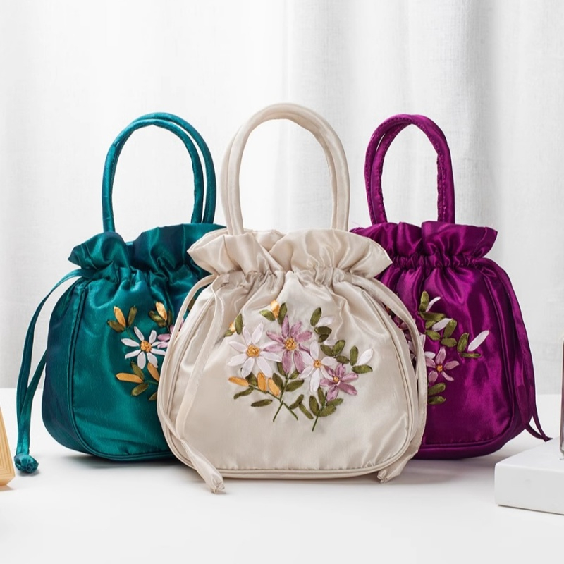 ハンドバッグ 手作り刺繍 小さなバッグ 母のハンドバッグ 古代民族風 中高年 買い物 携帯用 女性用バッグ