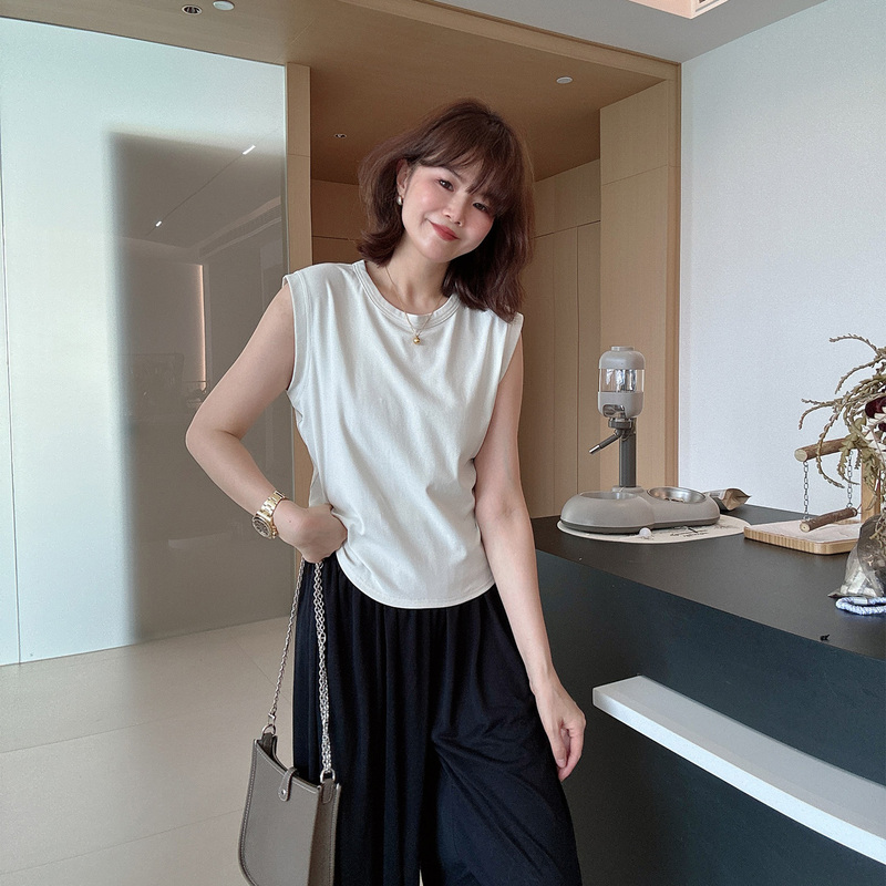 Summer Minimalist Workwear Silhouette Slimming Round Neck Small Cap Sleeve Vest
