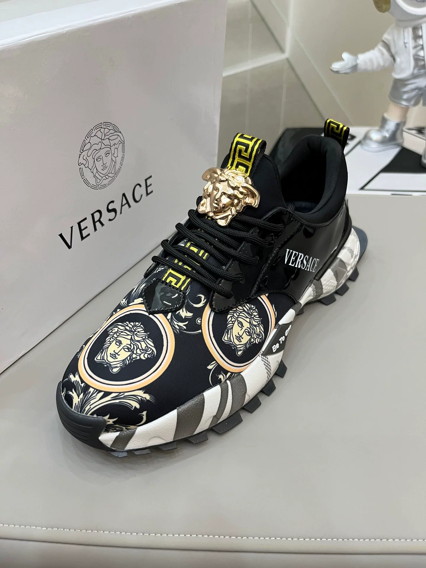 Новые ботинки Versace для повышения роста, мужские кроссовки повседневные, универсальные спортивные кроссовки dad shoes с толстой подошвой, белые