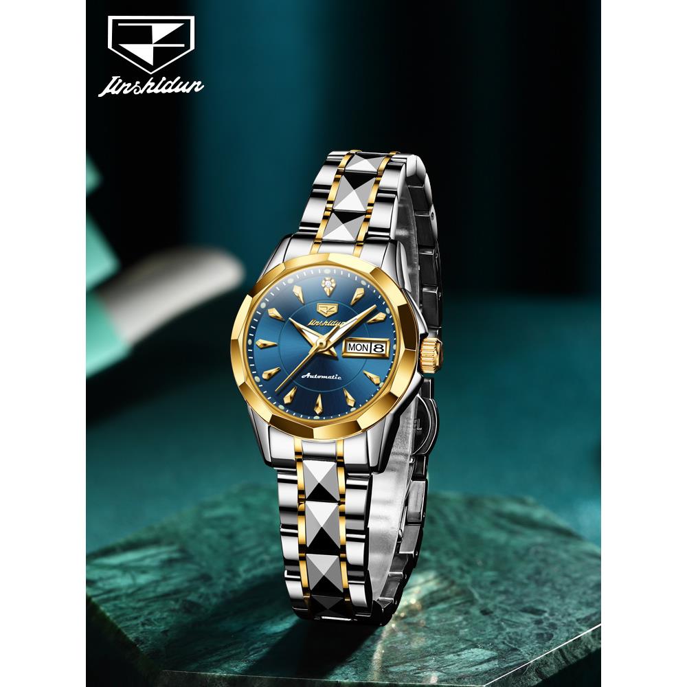 重塑女性运动时尚：斜镂空设计的健身新宠