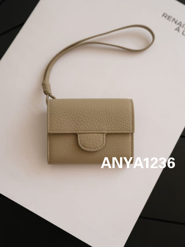 Triangle C/26S Coco Beach Mini Lunch Box Pendant Bag Waist Bag Flip Card Holder Accessory Bag Pendant