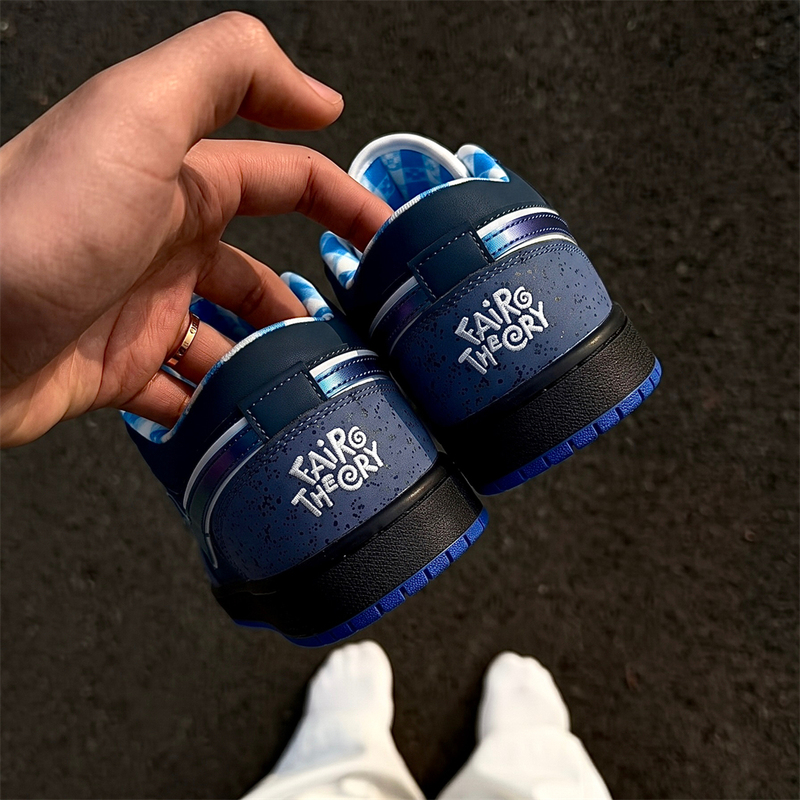 Visecoo Concepts Co-Branded Blue and Black Personalized Color-Blocking Casual Sneakers Blue Lobster Men's and Women's Low-Top Sneakers Visecoo Concepts Co-Branded Blue and Black Personalized Color-Blocking Casual Sneakers Blue Lobster Men's and Women's Low-Top Sneakers