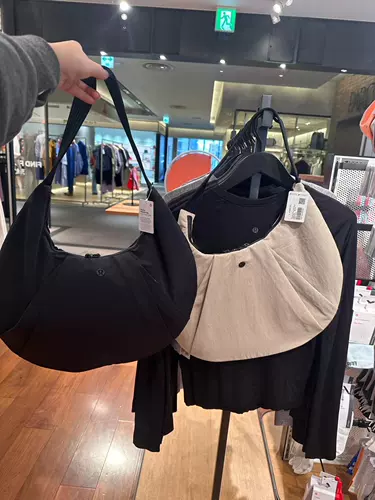 Lululemon Плиссированная сумка на плече 10 л SARC