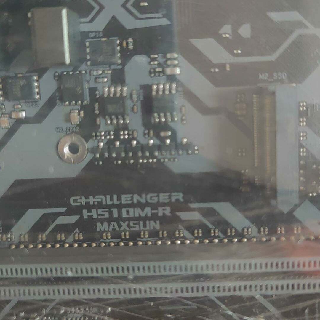 AR：虚实交融的艺术与挑战