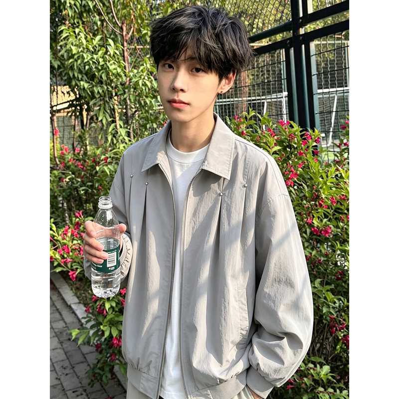 American-Style Flight Jacket for Men, Oversized Short Boxy Workwear Jacket, Trendy Brand with Rivet Design, Structured Shoulder Baseball Jacket