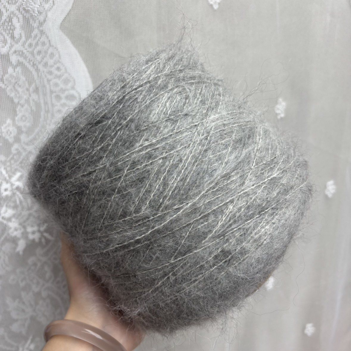 Hemisphere Tara Small Mohair/70% Young Mohair 30% Wool/And Is Extremely Warm and Skin-Friendly, Not Irritating to the Skin