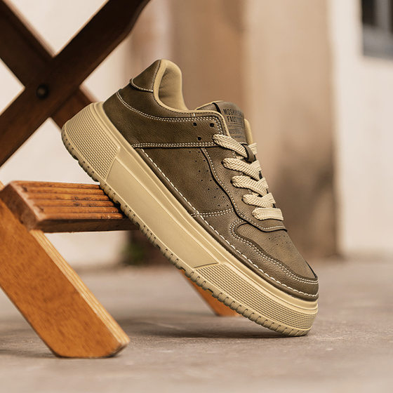 当潮马百搭休闲板鞋男靴子英伦风运动厚底机车2025新款秋冬男鞋