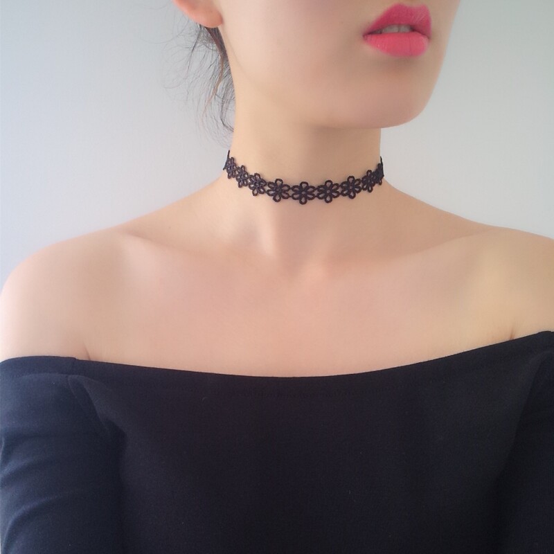 Black Lace Choker Collarbone Chain Short Neck Jewelry Neckband Necklace for Women Trendy Minimalist Choker