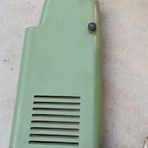 The partial cover on the CM6125 machine tool of Jinan No. 1 Machine Tool Factory is in perfect color and is not made of aluminum but is subject to negotiation.