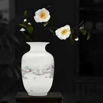 Jingdezhen imitation antique ceramic enamel vase new f chinese style qianlong living room decoration six square