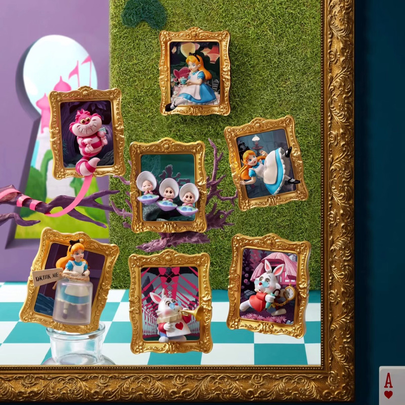 MINISO ディズニー 不思議なアリスミュージアム　シークレット　メイソウ Authentic Miniso Disney Alice in Wonderland Series Blind Box