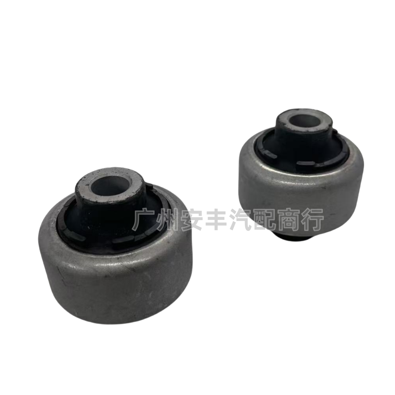 Рука рукавом 适用路虎揽胜极光神行者2前下摆臂胶套悬挂托 托臂三角臂大胶套衬套 Bhr