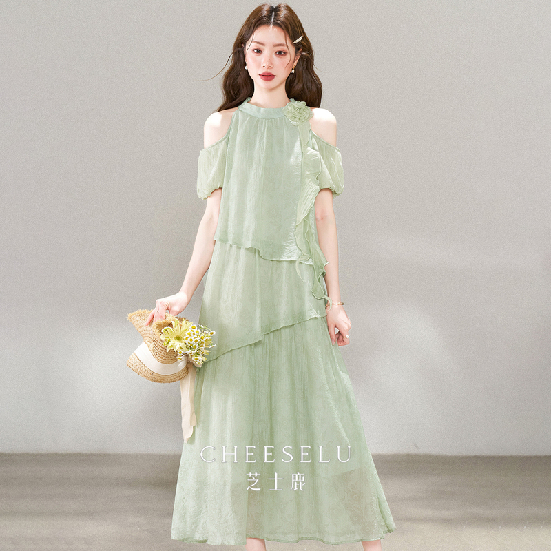 Cheese Deer Elegant and Beautiful Halter Neck Dress for Women, New Summer French Resort Style Slimming and Stylish Long Dress