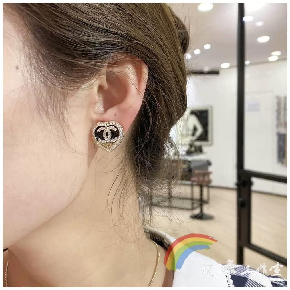 [ ] Подлинные серьги Chanel 23b Новые золотые Love Taoxin Diamond Lomit серьги