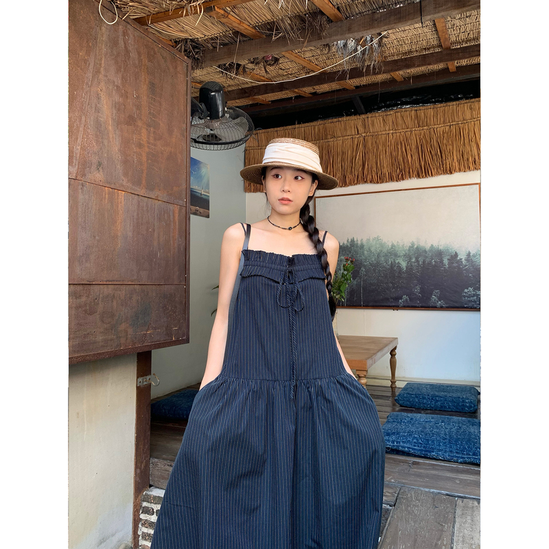Jinputi Blue Striped Spaghetti Strap Dress for Women, Spring and Summer, Unique Design, Niche French Style Long Dress Jinputi Blue Striped Spaghetti Strap Dress for Women, Spring and Summer, Unique Design, Niche French Style Long Dress